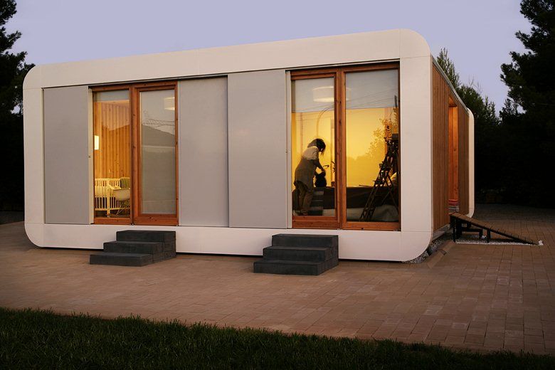 Una Casa de Madera Modular, Ecológica y Prefabricada para recibir a los nietos en verano, NOEM NOEM 모던스타일 주택