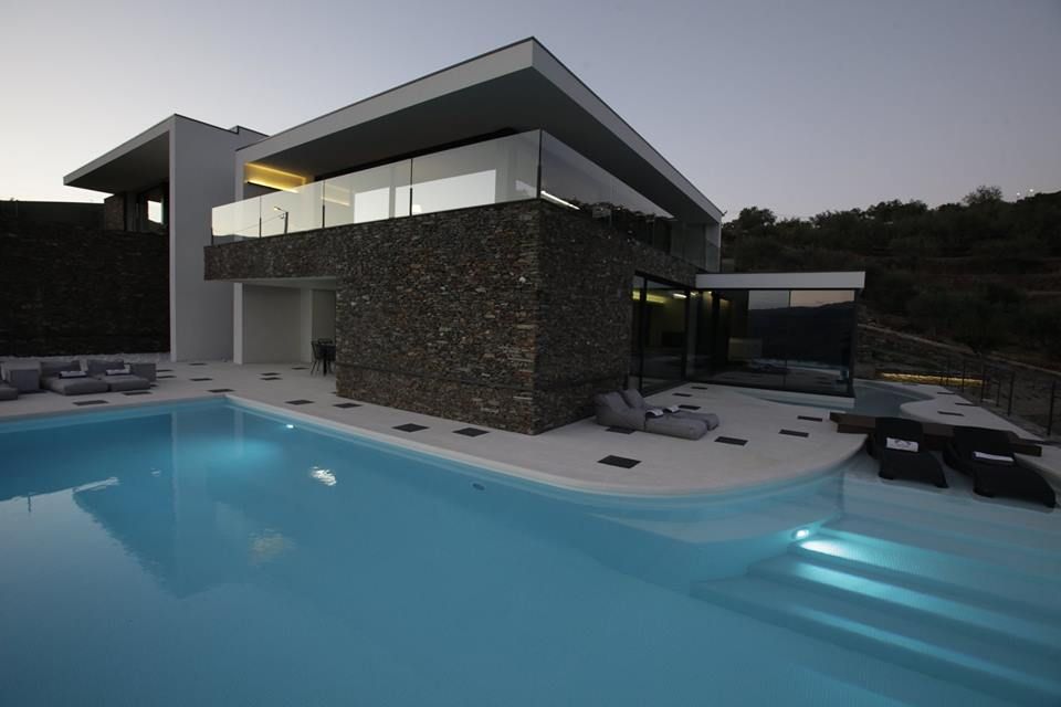 Um refúgio de férias no Douro - Quinta Raínha Santa Mafalda, MHPROJECT MHPROJECT Modern pool