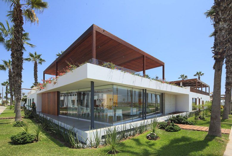 Casa P12, Martin Dulanto Martin Dulanto Casas modernas: Ideas, diseños y decoración