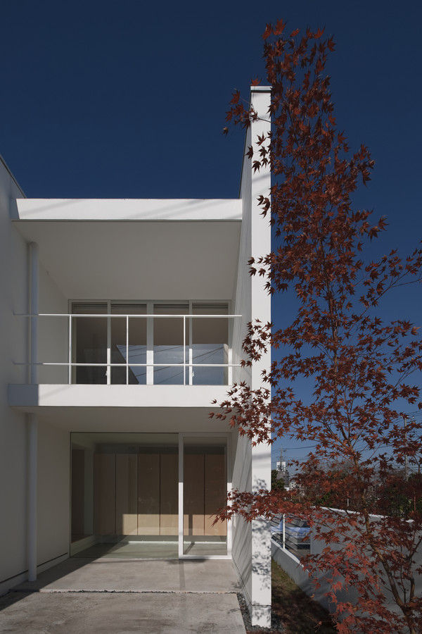 川口の白い家, SHSTT SHSTT Casas minimalistas Madeira Efeito de madeira