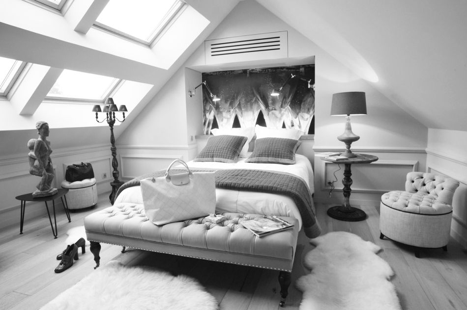 homify Classic style bedroom