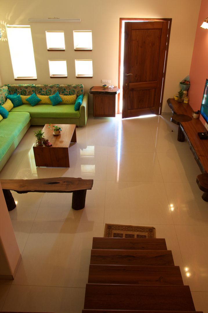 Bungalow in Bhuj, Design Kkarma (India) Design Kkarma (India) Living room