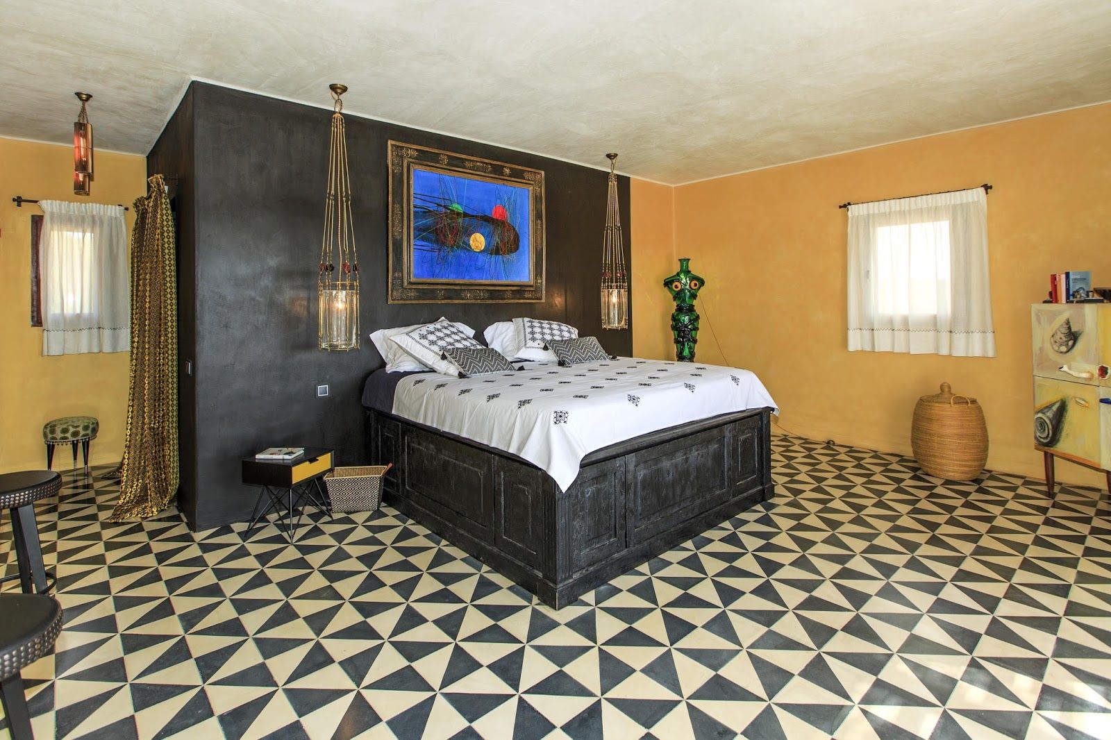 baldosas hidraulicas, suelo de cemento, baldosas, cement tiles, encaustic tiles, Crafted Tiles Dormitorios de estilo mediterráneo