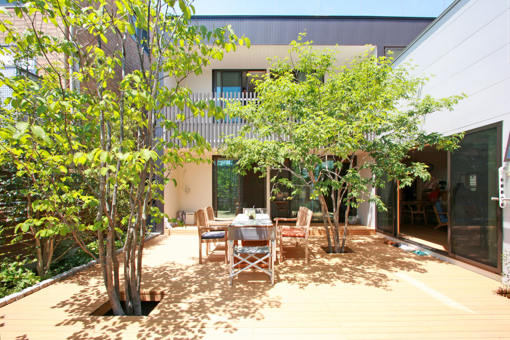 蕨市のコートハウス, 設計事務所アーキプレイス 設計事務所アーキプレイス Casas modernas