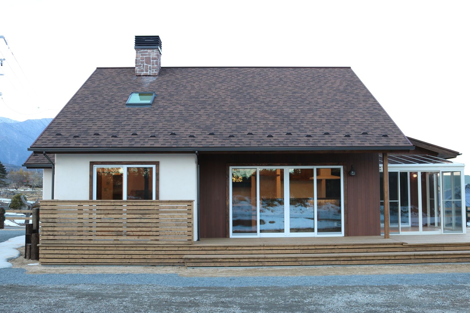 - French Country Style・フレンチカントリースタイル No.03 -, 株式会社アートカフェ 株式会社アートカフェ Country style balcony, porch & terrace Wood Wood effect