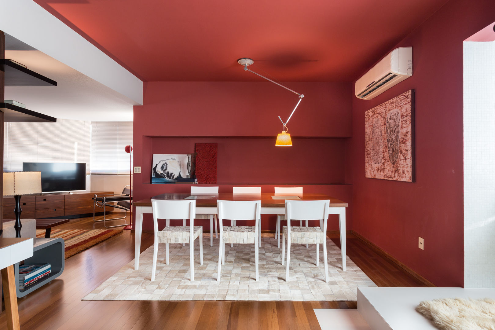 Apartamento Vermelho, Johnny Thomsen Arquitetura e Design Johnny Thomsen Arquitetura e Design Phòng ăn phong cách hiện đại