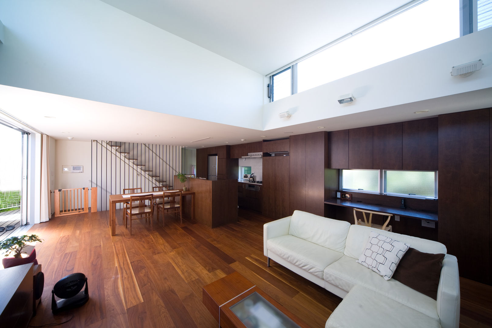 阿佐ヶ谷の家, 設計事務所アーキプレイス 設計事務所アーキプレイス Modern living room