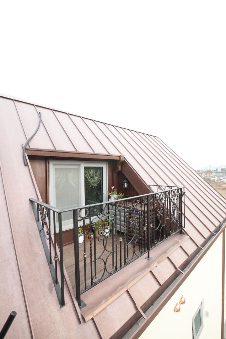 homify Balcones y terrazas de estilo moderno