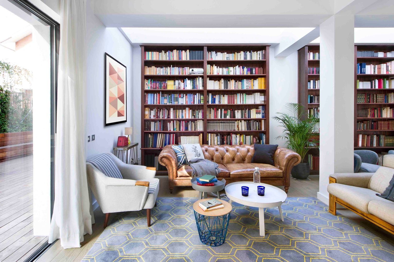 Una Casa de Libro, Egue y Seta Egue y Seta 现代客厅設計點子、靈感 & 圖片