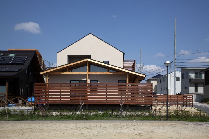 飛香台の家, 加門建築設計室 加門建築設計室 Casas de estilo clásico