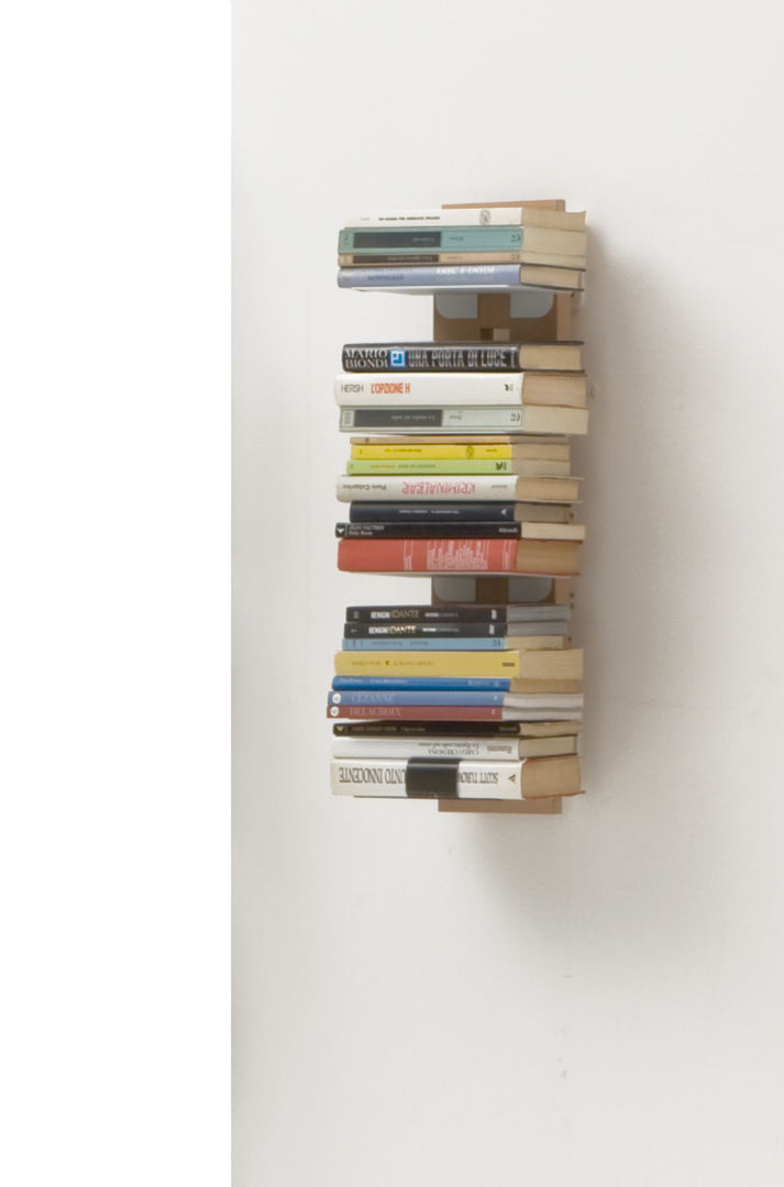 Zia Ortensia | Wall hung bookshelf | h 60 cm Le zie di Milano Maisons minimalistes Bois massif Multicolore Articles ménagers