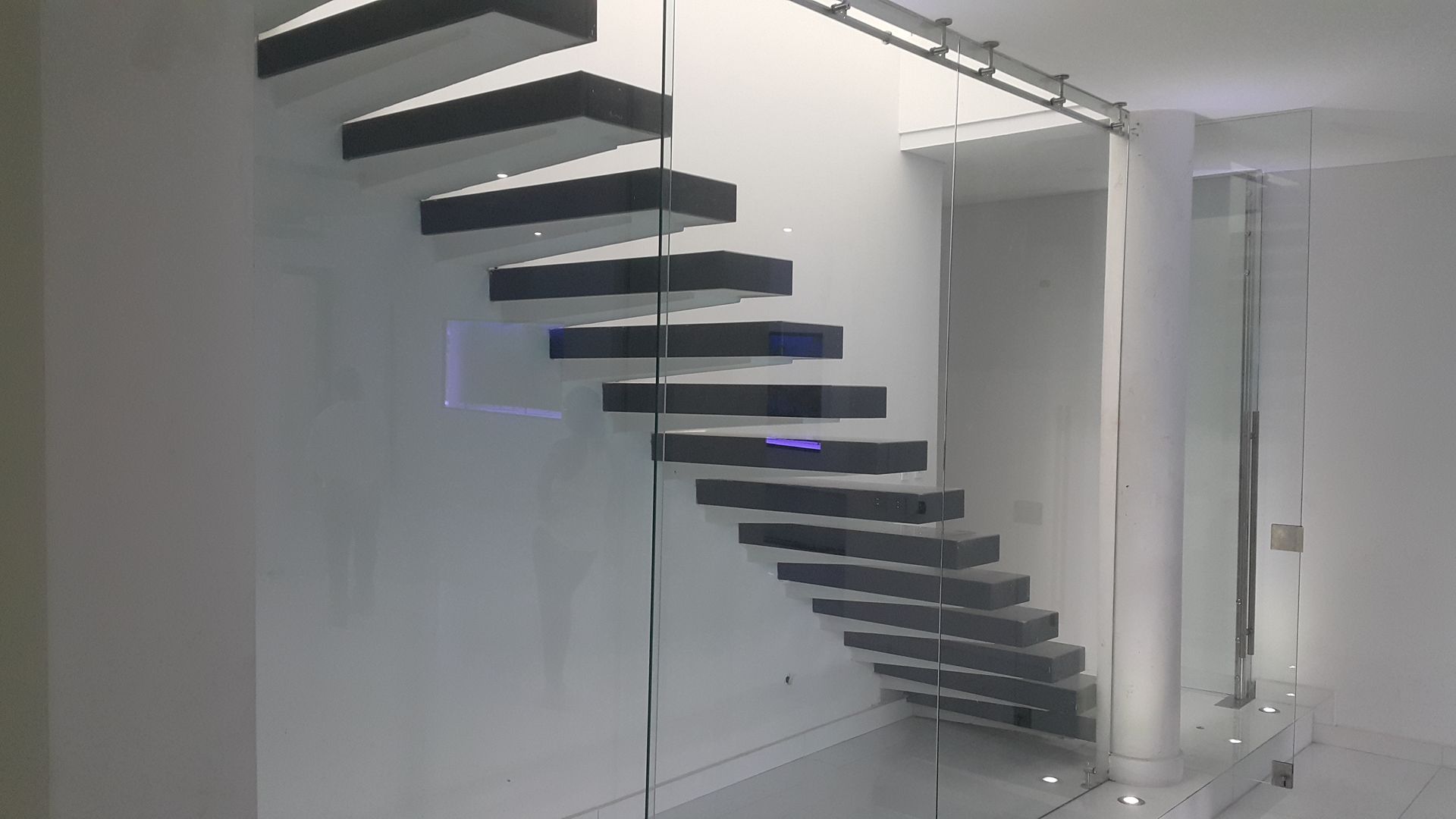 homify درج الخرسانة Stairs