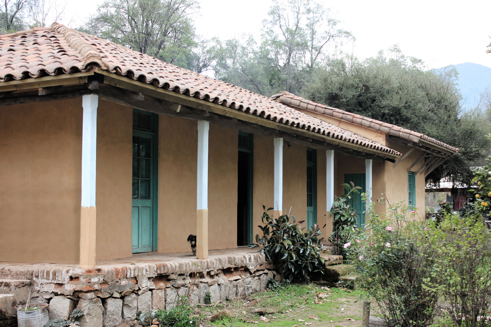 Subsidios de Reparación Patrimonial de Adobe por ALIWEN, ALIWEN arquitectura & construcción sustentable - Santiago ALIWEN arquitectura & construcción sustentable - Santiago Single family home