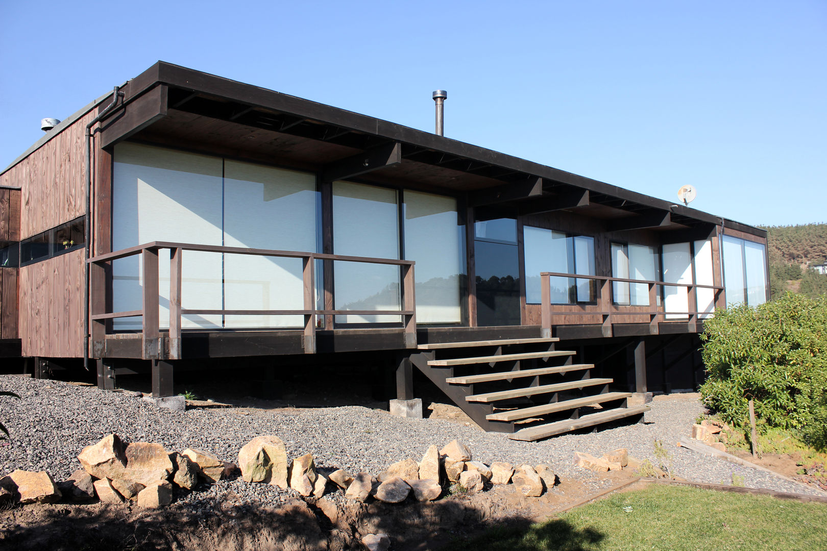 Construcción de Casa Ro en Matanzas por ALIWEN, ALIWEN arquitectura & construcción sustentable - Santiago ALIWEN arquitectura & construcción sustentable - Santiago Detached home