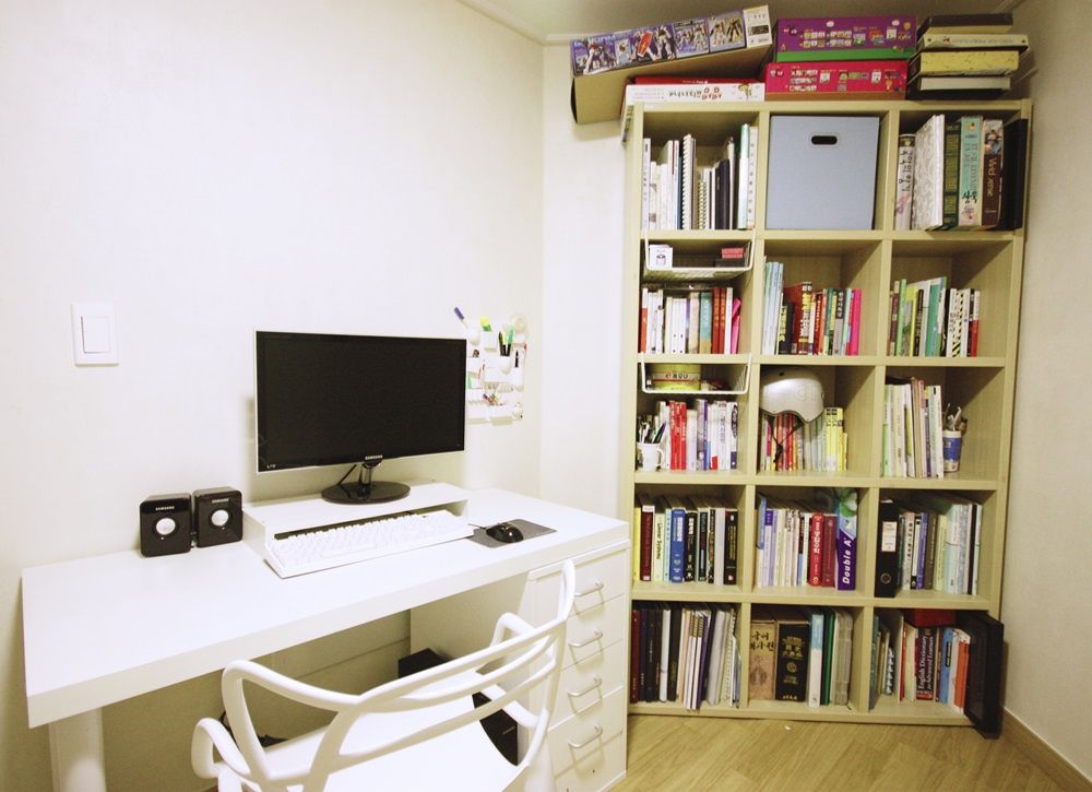 광교 서재형거실 홈스타일링(Kwanggyo APT), homelatte homelatte ห้องทำงาน/อ่านหนังสือ