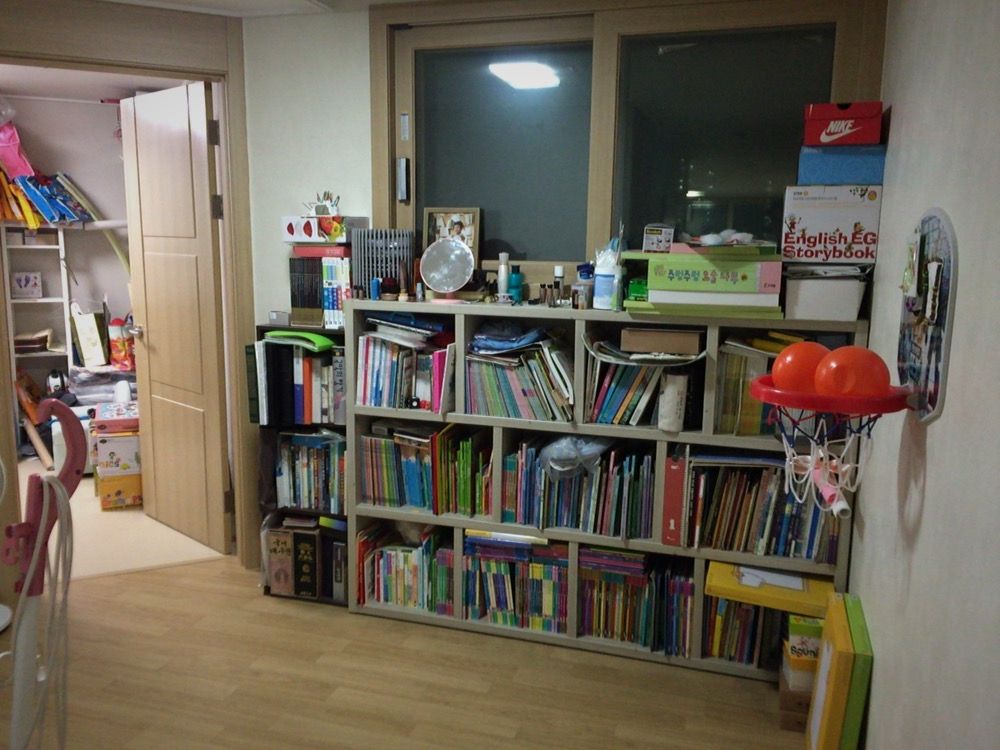 광교 서재형거실 홈스타일링(Kwanggyo APT), homelatte homelatte Habitaciones para niños de estilo moderno