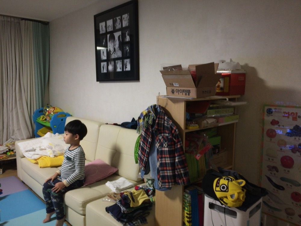 광교 서재형거실 홈스타일링(Kwanggyo APT), homelatte homelatte Quarto infantil moderno