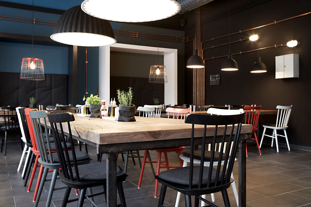 Burger-Restaurant, Studio Uwe Gaertner Interior Design & Fotografie Studio Uwe Gaertner Interior Design & Fotografie 商业空间 餐廳