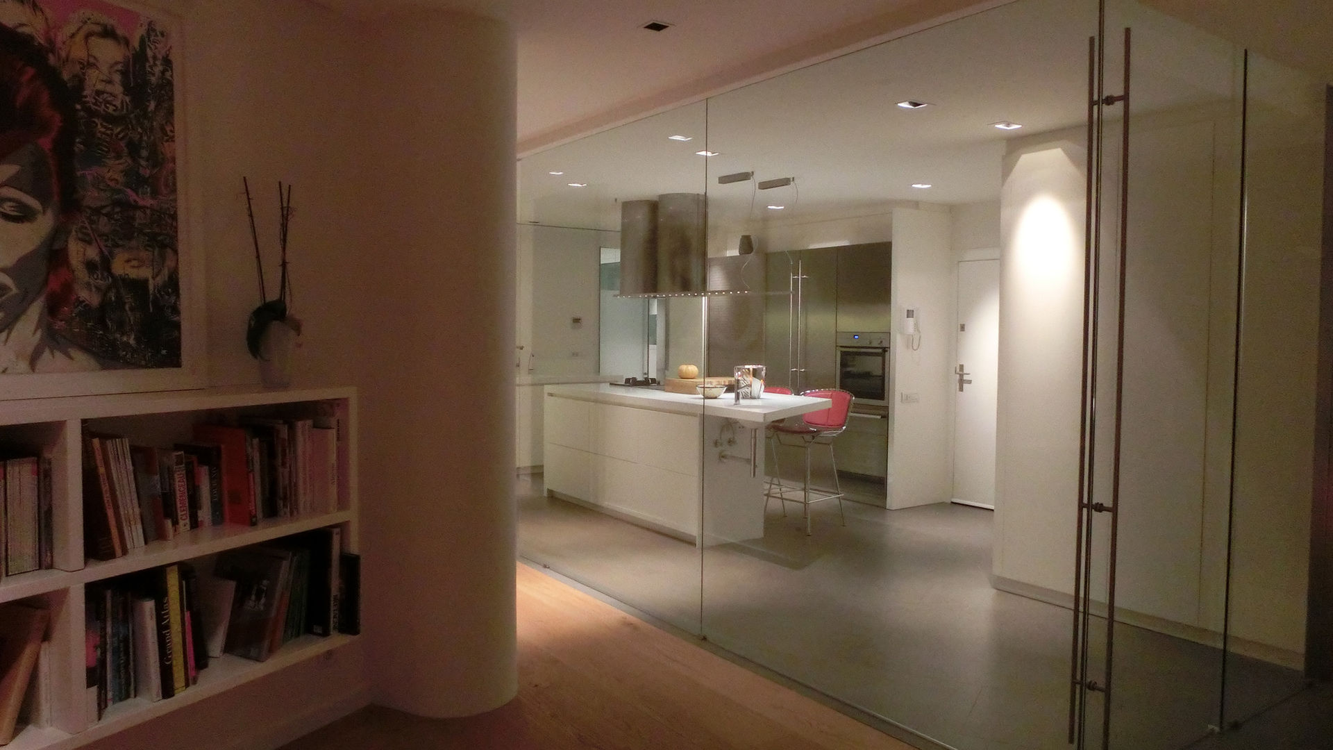Vista de la cocina desde el salón Daifuku Designs Cocinas de estilo minimalista kitchen island