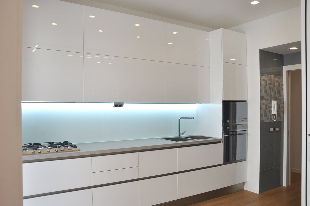 appartamento a roma, evels & papitto - b4architects evels & papitto - b4architects Scandinavian style kitchen