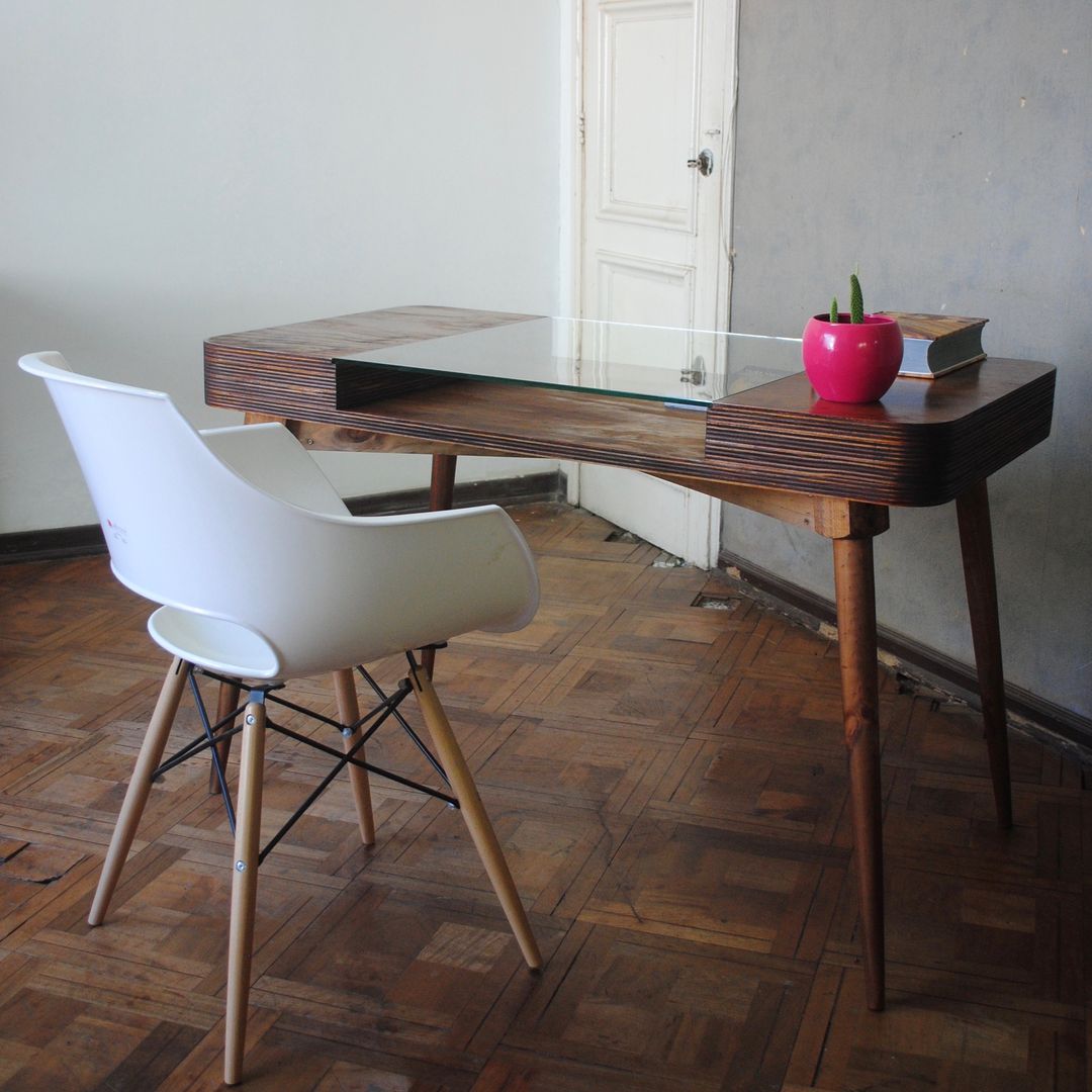 Muebles vintage, vez diseño vez diseño Klassische Arbeitszimmer Schreibtische