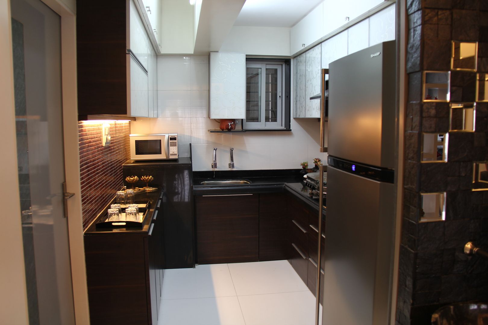 Valencia Tower , Elevate Lifestyles Elevate Lifestyles Cozinhas modernas