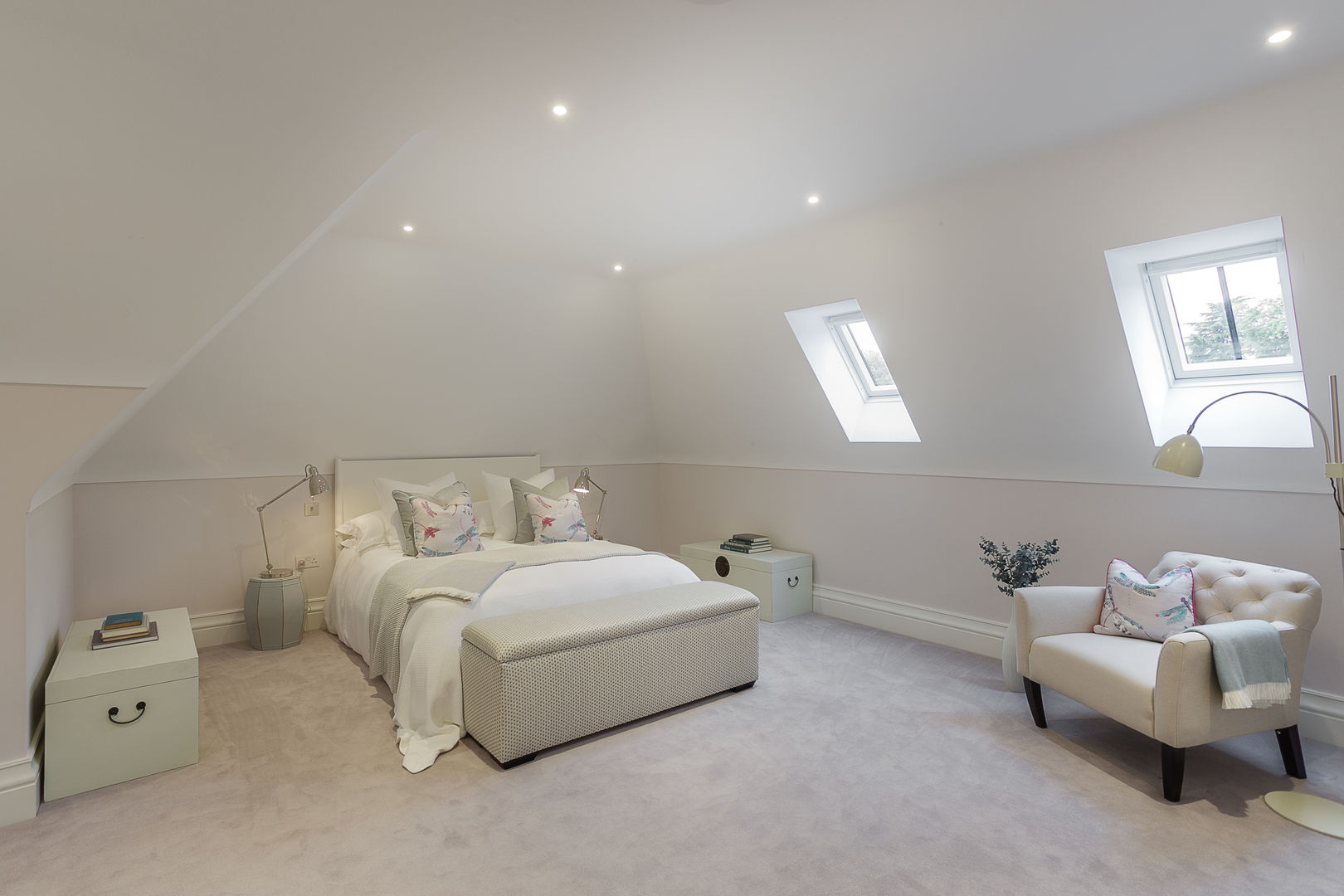 Bedroom 5 Studio Hooton Modern style bedroom bedroom,attic bedroom,bed,comfort