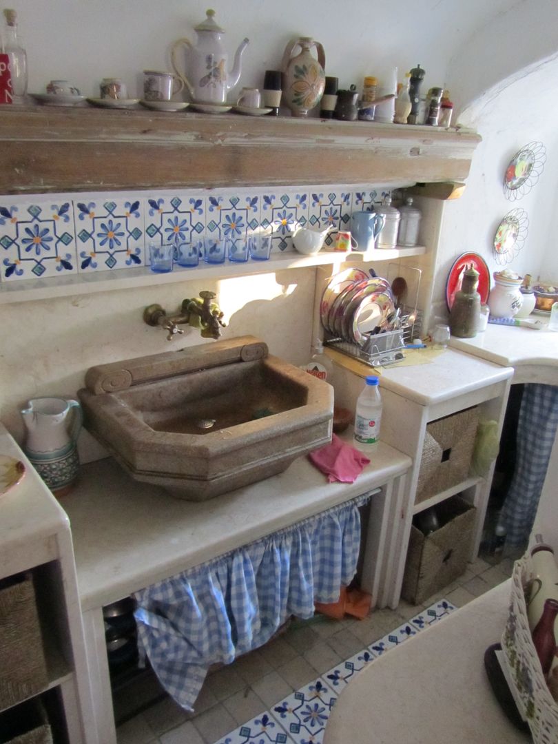 Cucine in muratura, Cesario Art&Design Cesario Art&Design Mediterranean style kitchen Marble