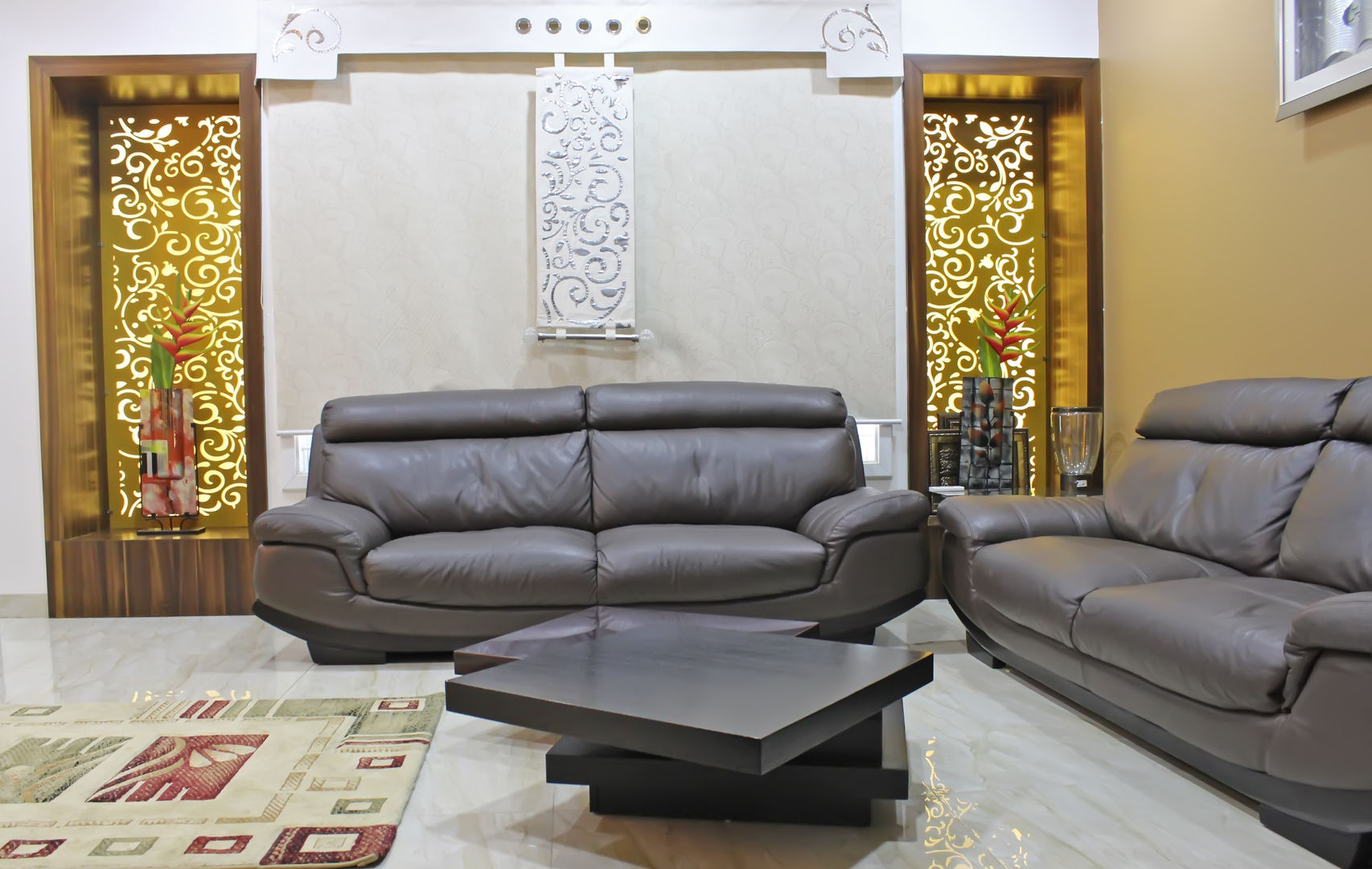 Duplex at Indore, Shadab Anwari & Associates. Shadab Anwari & Associates. Living room