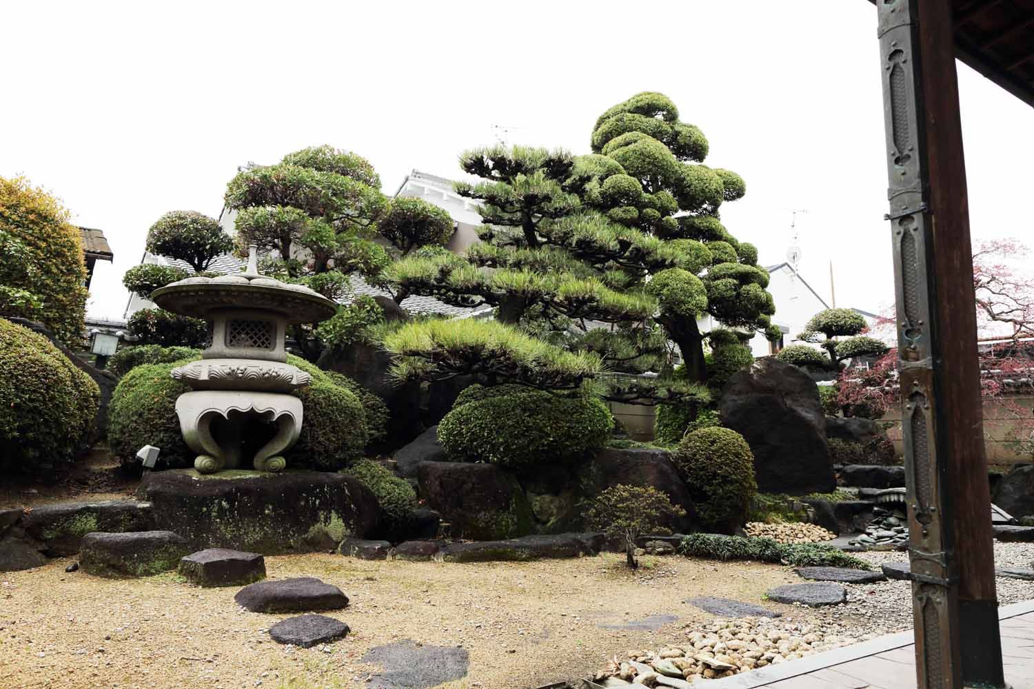 大阪府松原市の邸宅, 杉田造園 株式会社 杉田造園 株式会社 Asiatischer Garten Stein