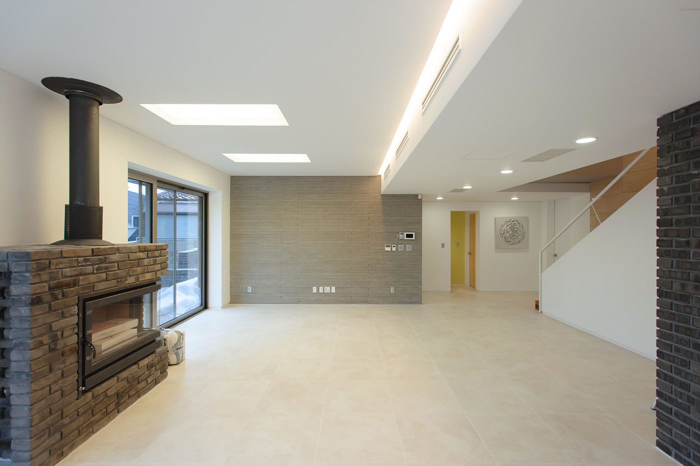 평창동 주택 (Pyeongchangdong House) , 위빌 위빌 Salones modernos