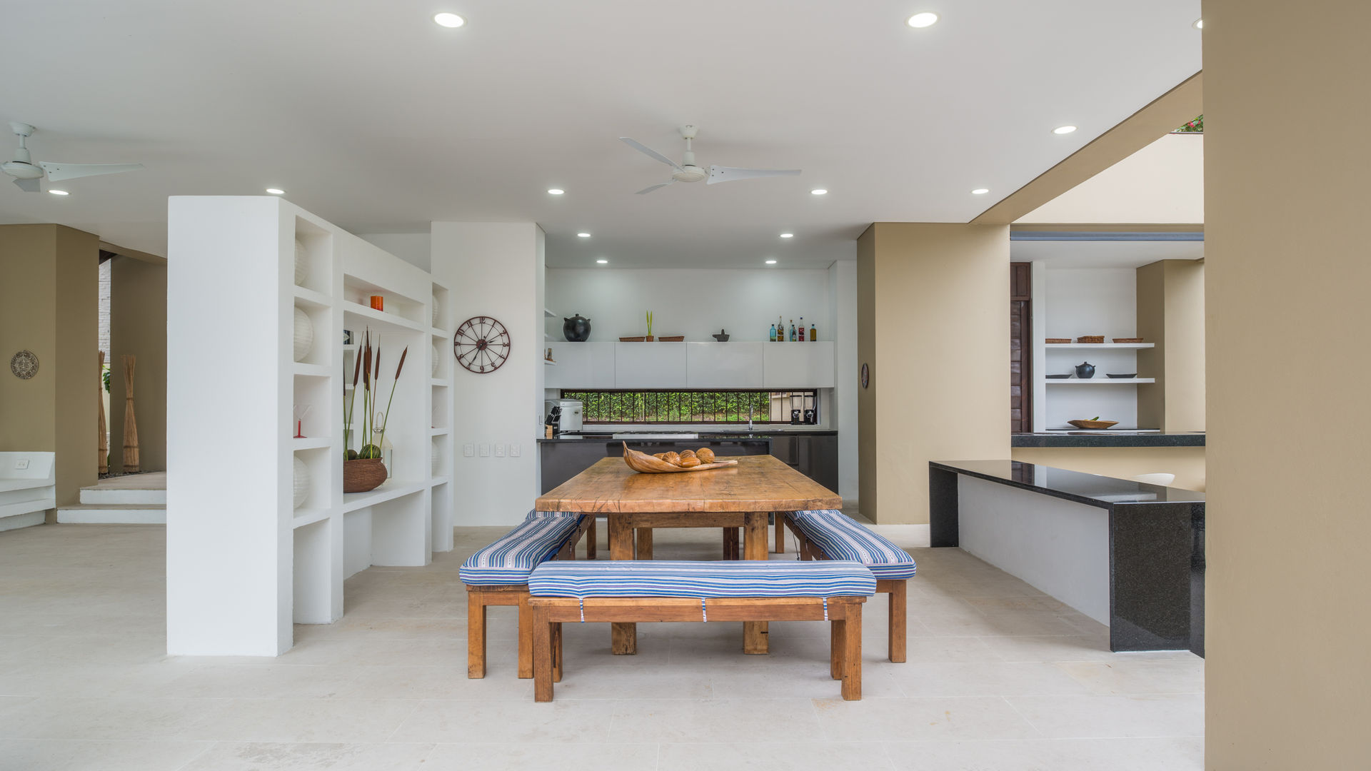 Casa Loma - Efecto Urdimbre, David Macias Arquitectura & Urbanismo David Macias Arquitectura & Urbanismo Kitchen