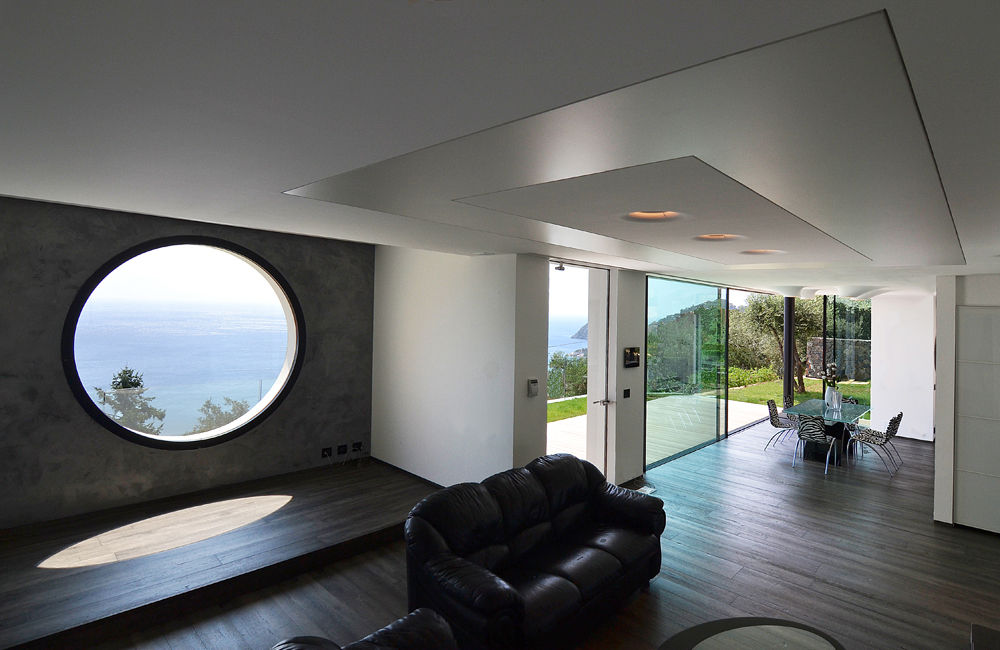 Villa vista mare a Bergeggi (SV), Barra&Barra Srl Barra&Barra Srl Livings de estilo minimalista