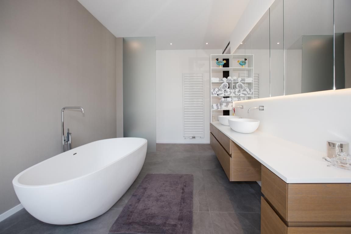 haus GTO, BPLUSARCHITEKTUR BPLUSARCHITEKTUR Bagno minimalista