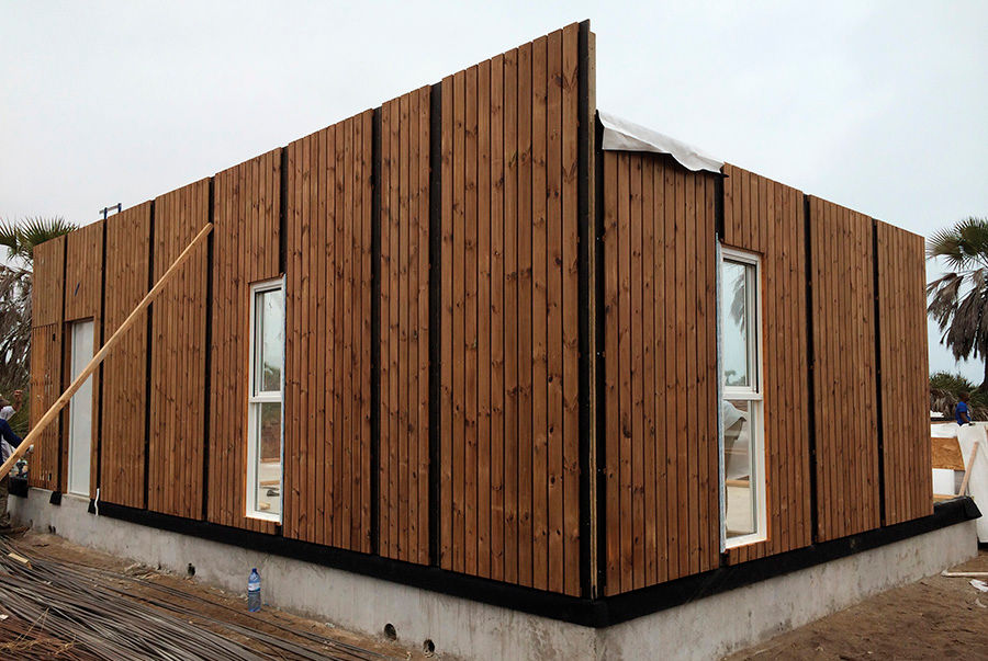 Auzz, Jular Madeiras Jular Madeiras Paredes y pisos de estilo moderno Madera Acabado en madera