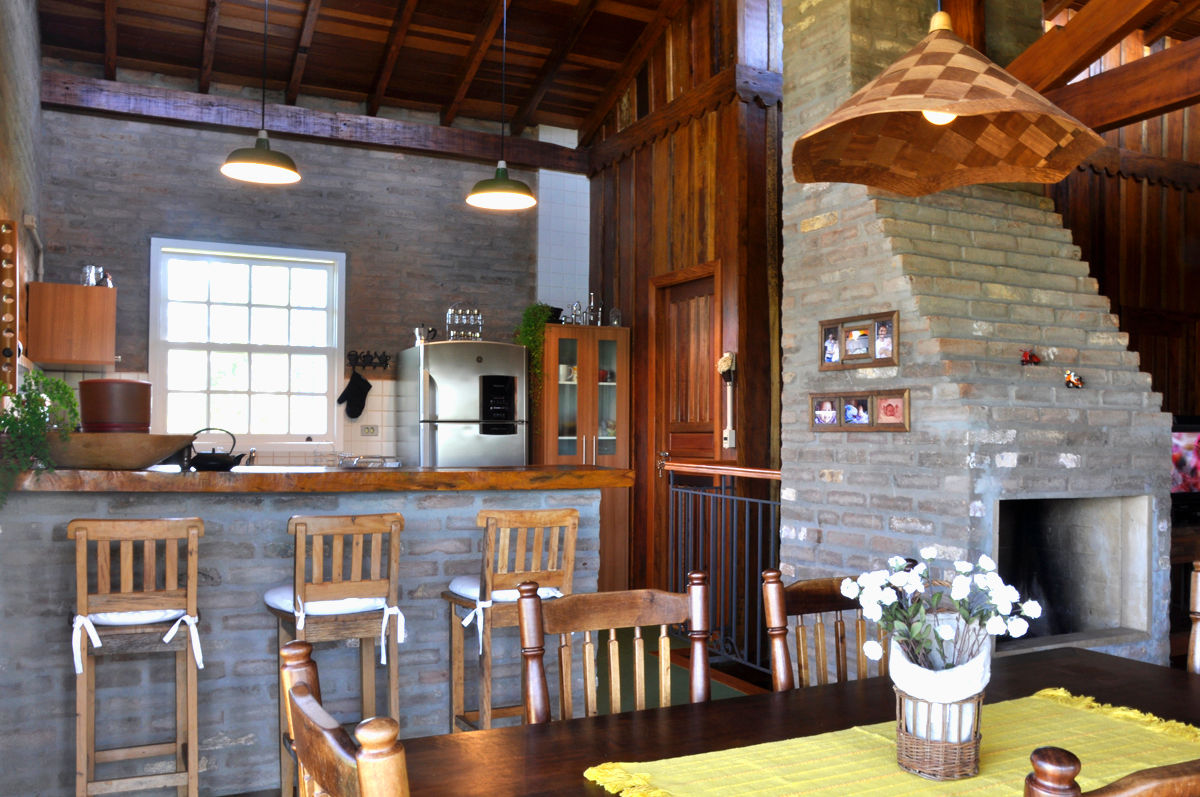 Residência G.S, Zani.arquitetura Zani.arquitetura Rustic style kitchen