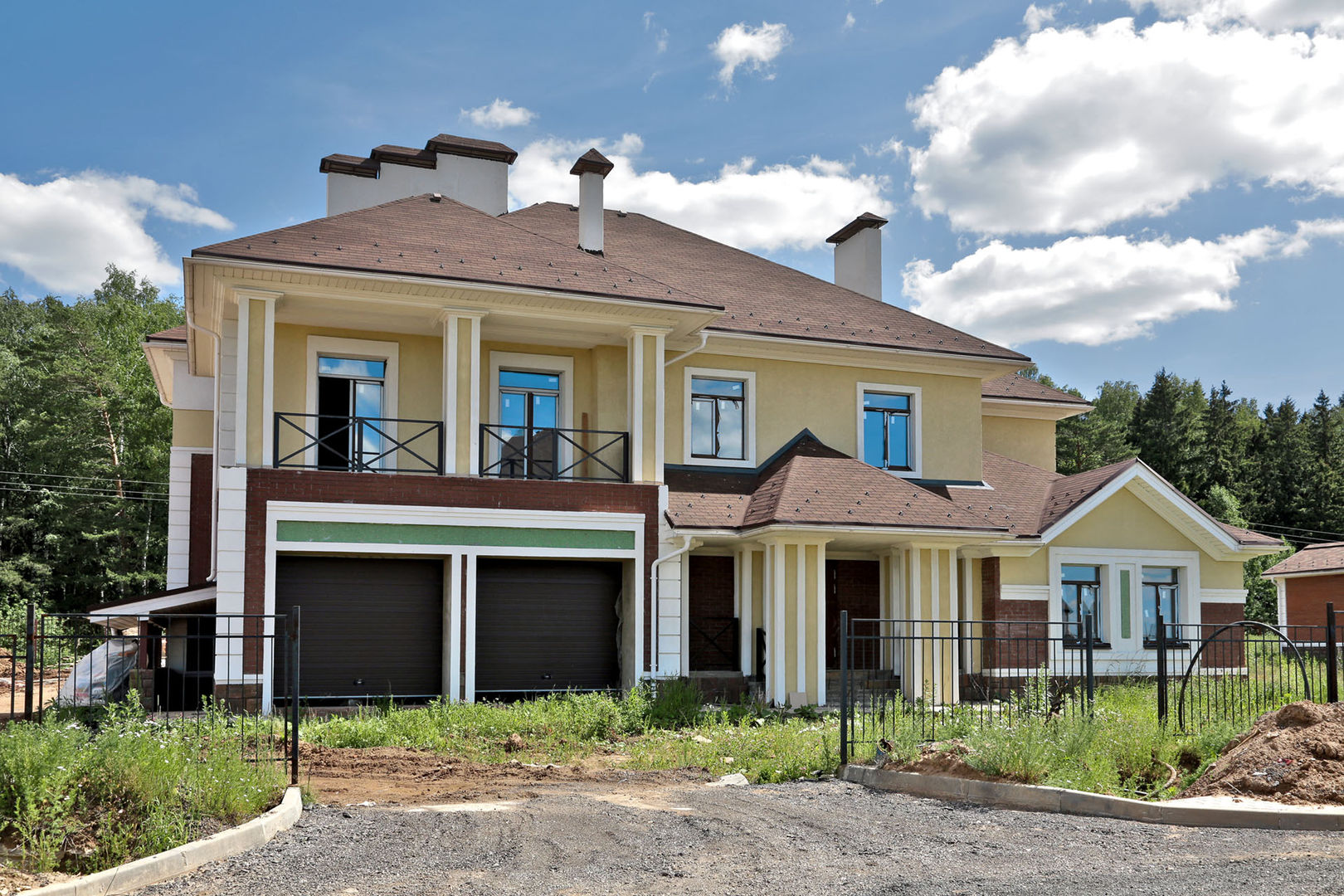 Эдем_415 кв.м., Vesco Construction Vesco Construction Classic style houses