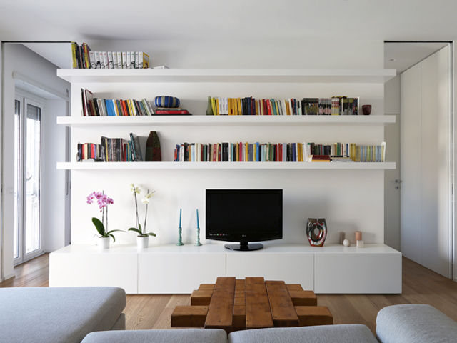 CASA GARBATELLA, maria adele savioli architettura maria adele savioli architettura Modern Living Room