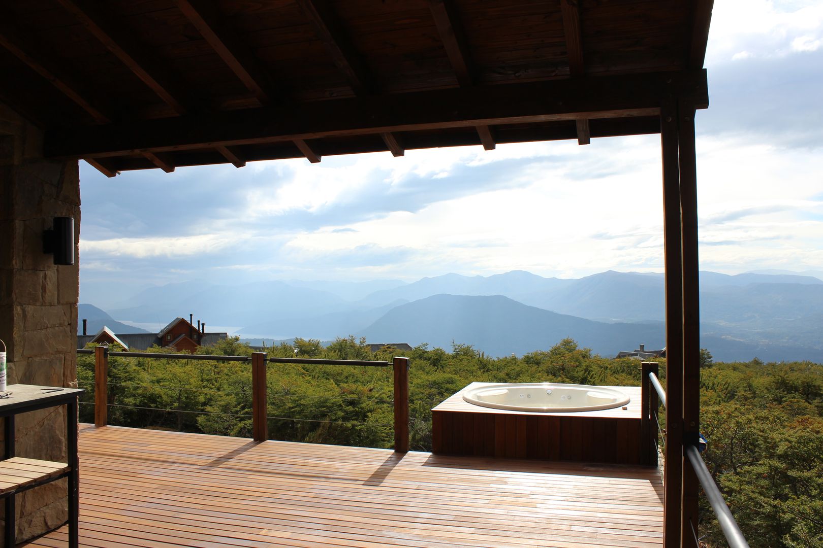 Casa en San Martín de los Andes, CaB Estudio de Arquitectura CaB Estudio de Arquitectura Nowoczesne domy