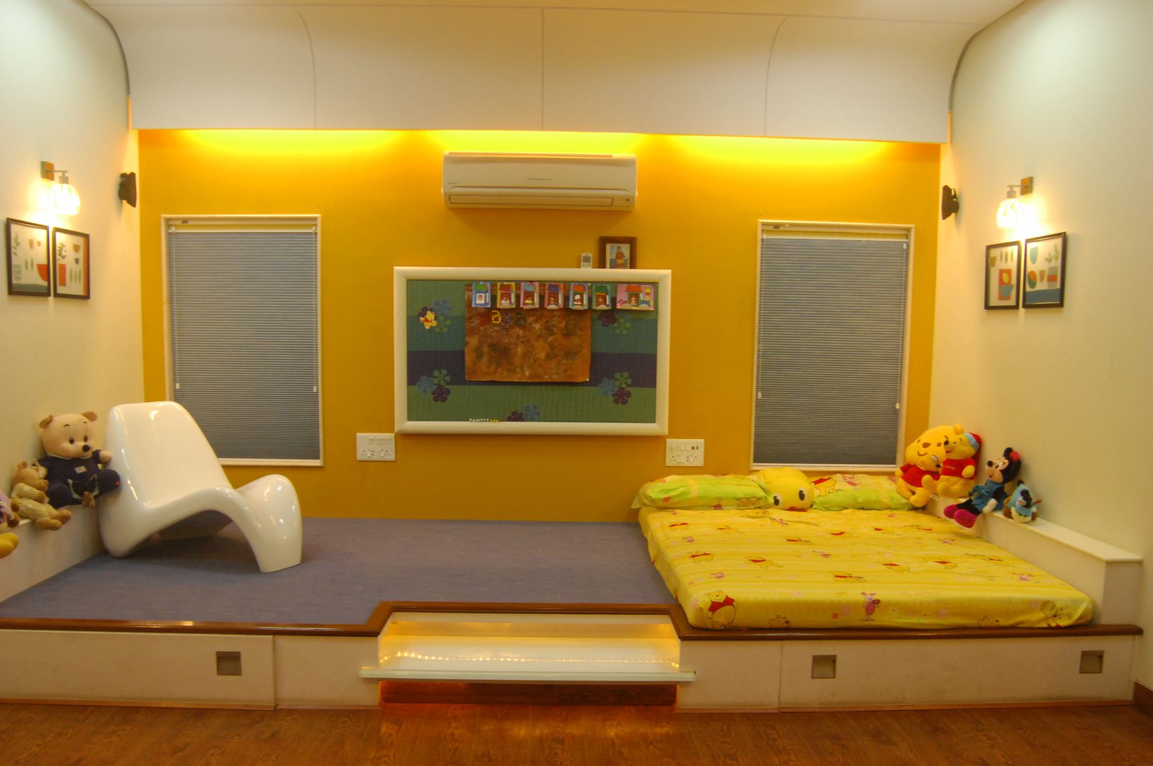 Chaitanya Vila, Image N Shape Image N Shape Детская комната в стиле модерн Дерево Эффект древесины Кровати