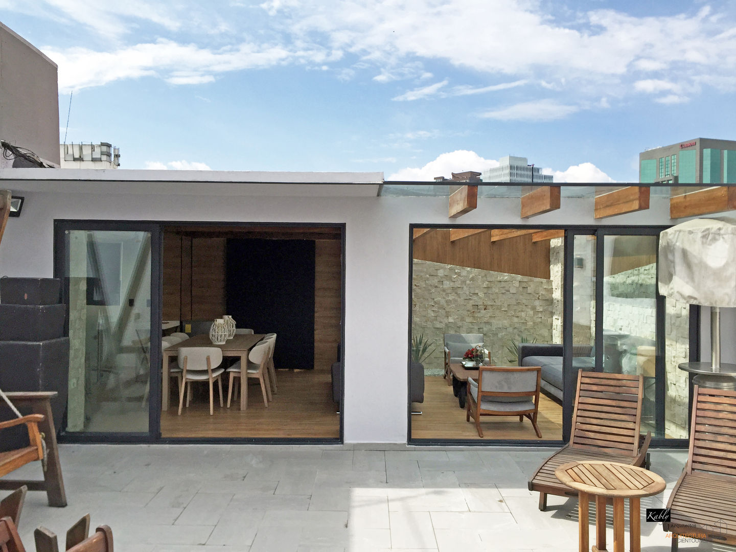 Terraza Horacio, Arquitectura101 + Kably Arquitectos Arquitectura101 + Kably Arquitectos 모던스타일 발코니, 베란다 & 테라스