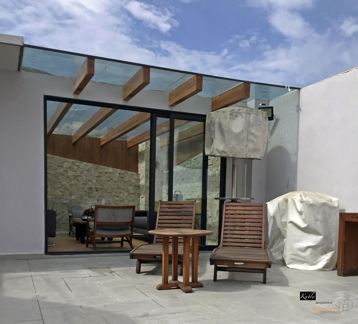 Terraza Horacio, Arquitectura101 + Kably Arquitectos Arquitectura101 + Kably Arquitectos Balcones y terrazas modernos: Ideas, imágenes y decoración