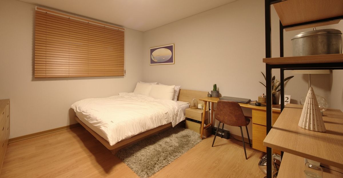 서로 다른 공간의 완벽한 어울림(대전 문창동 주택), 윤성하우징 윤성하우징 Classic style bedroom