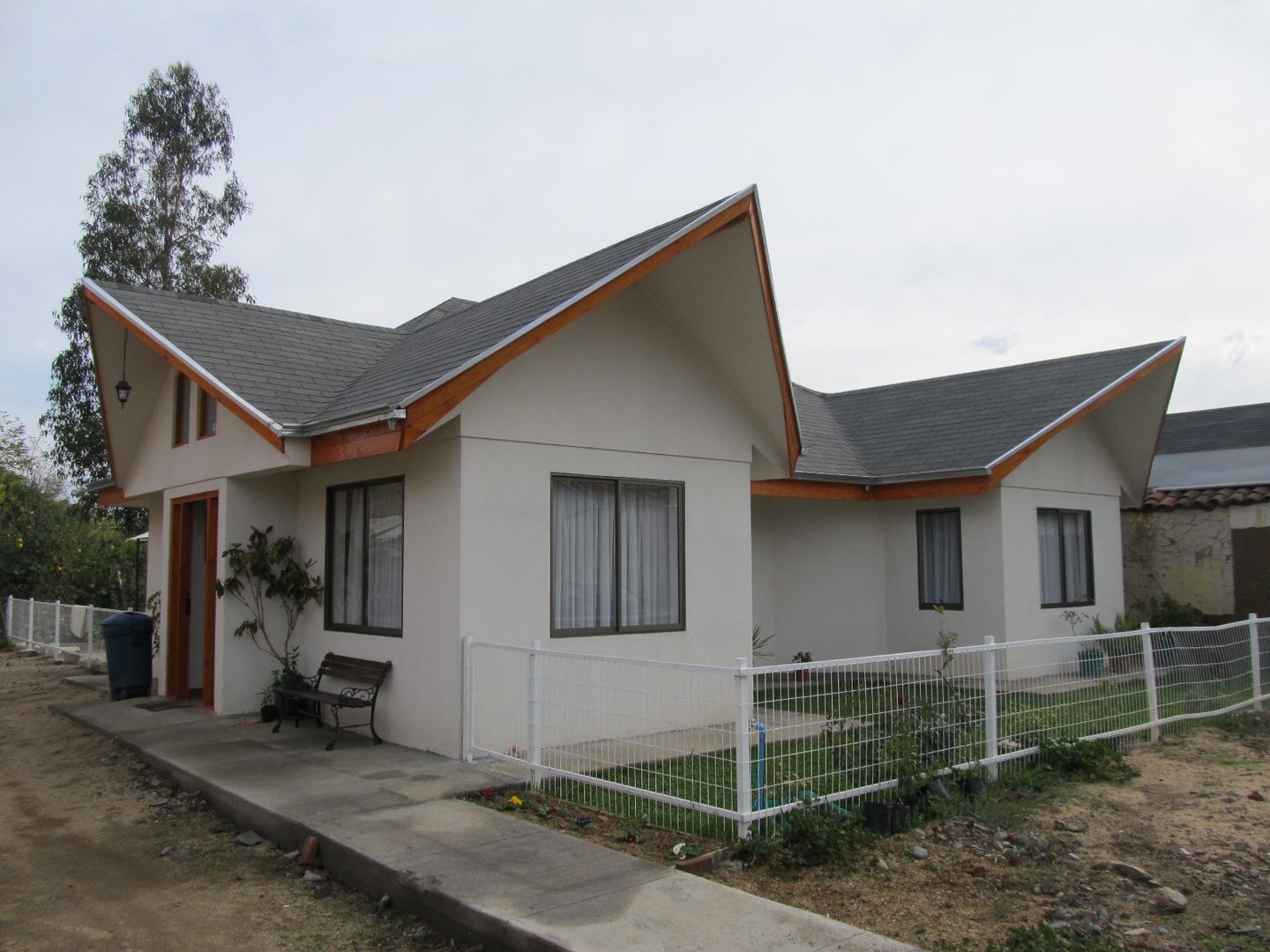 Casa Minusvalido Visual, +ARQ +ARQ Casas de estilo colonial