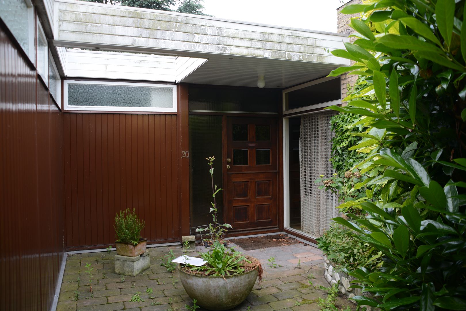 Metamorfose van jaren '60 bungalow, Architect2GO Architect2GO Modern houses Wood Wood effect