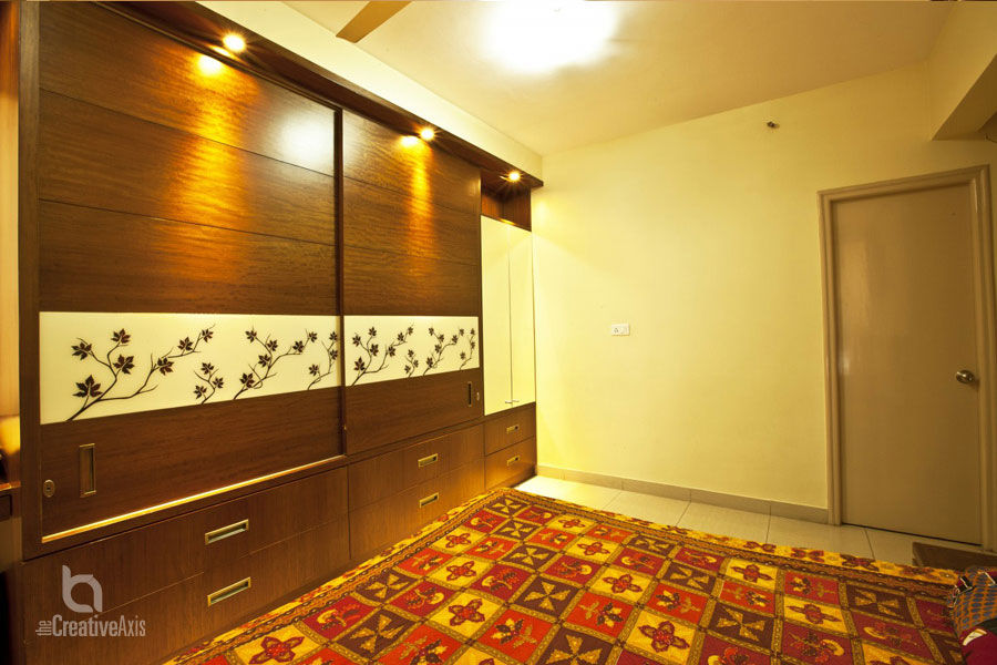 Cupboard homify Asian style bedroom Chipboard Wardrobes & closets