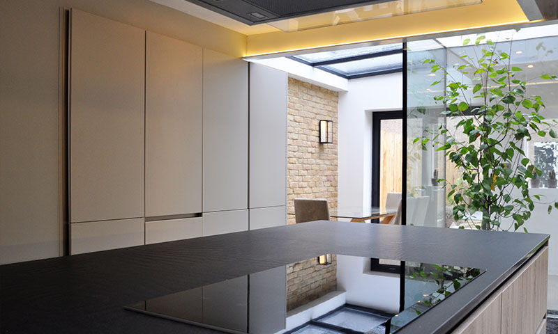 The Courtyard House , Space Group Architects Space Group Architects Kitchen