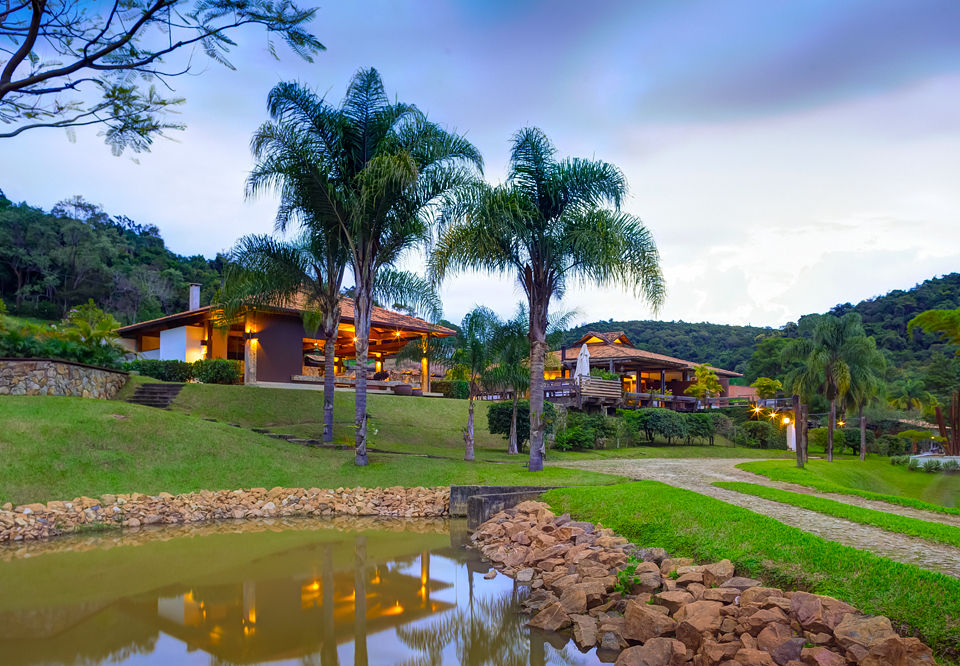 CASA DE FAZENDA homify Casas rústicas Tijolo casa,fazenda,arquitetura,rústica