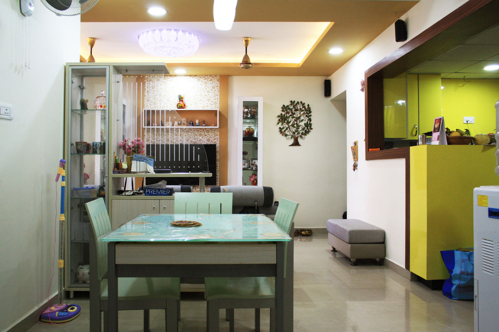 3bhk apartment in Appasamy Mapleton, Pallikaranai.. , Ashpra Interiors Ashpra Interiors Asian style dining room