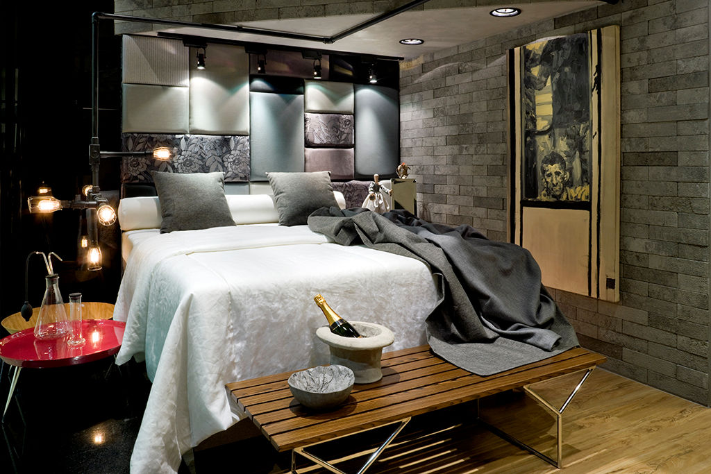 Atlas showroom, SAINZ arquitetura SAINZ arquitetura Industrial style bedroom Bricks